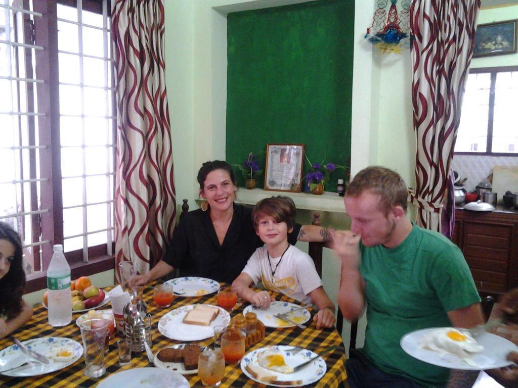 Rosegarden Homestay Fort Kochi Exterior photo
